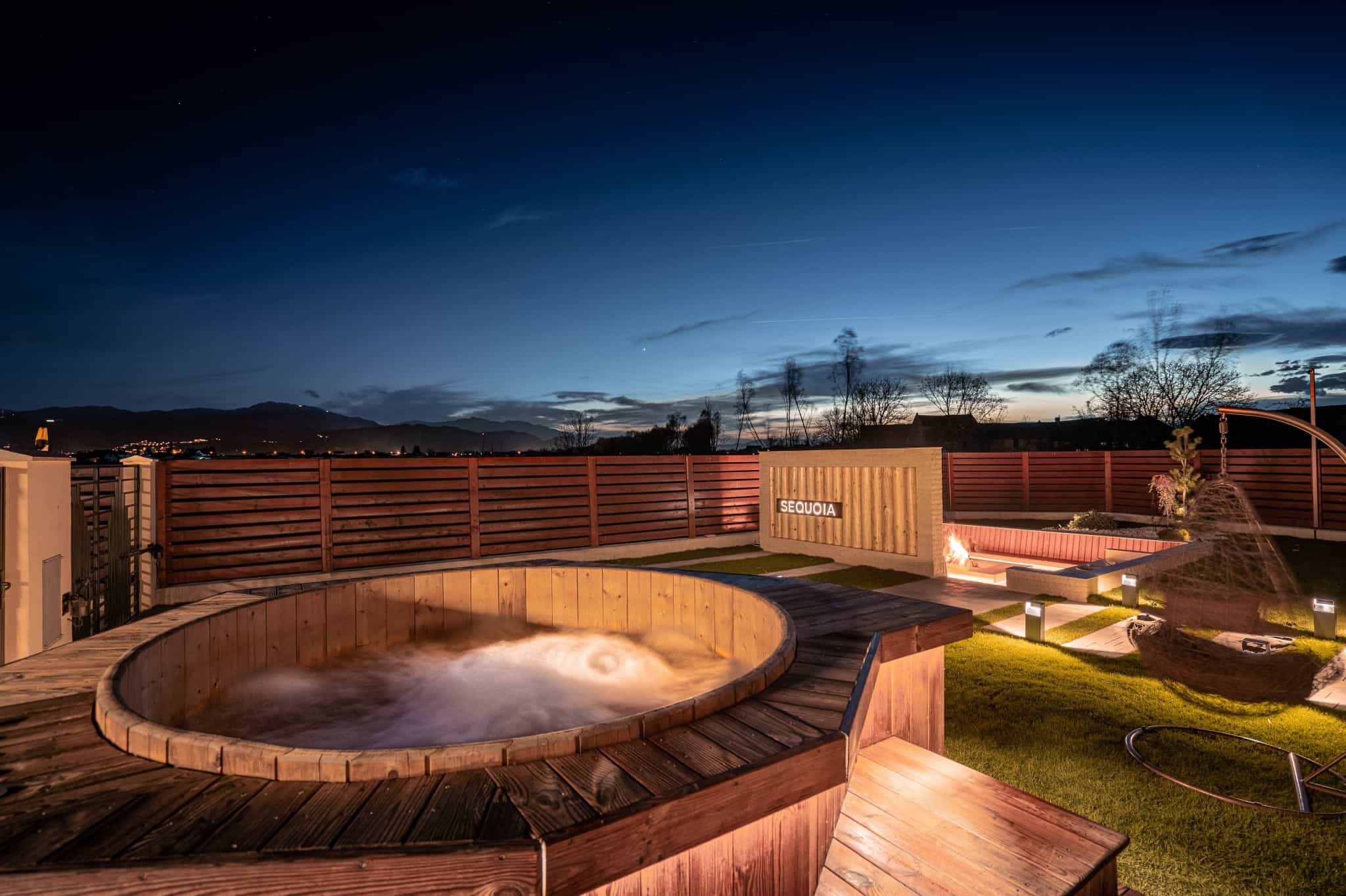 Pensiuni i Cabane Cu Ciub r ITurist ro