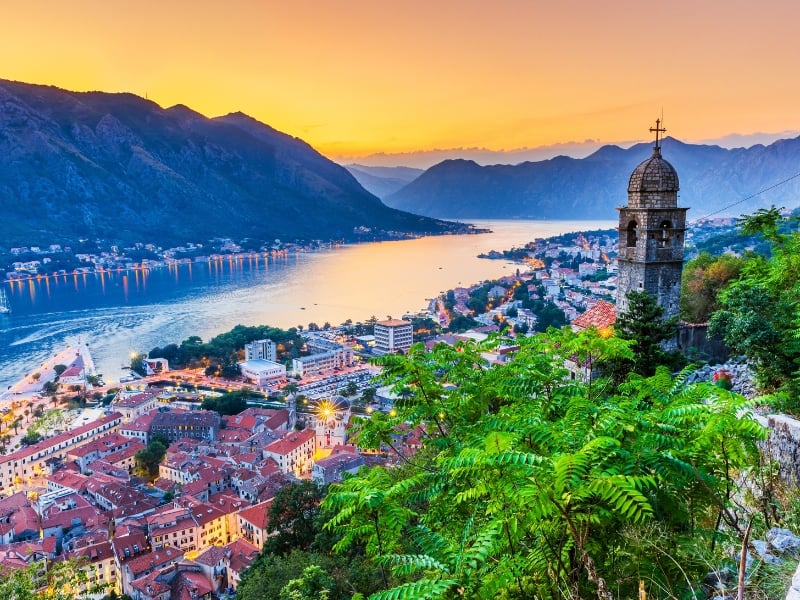 Golful Kotor - unul dintre cele mai faine locuri de vizitat în Muntenegru