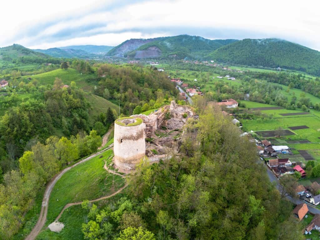 Cetatea Bologa inainte de renovare