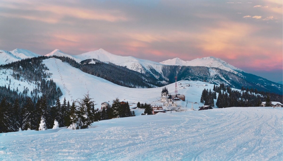 Priveliște Pârtia Prislop