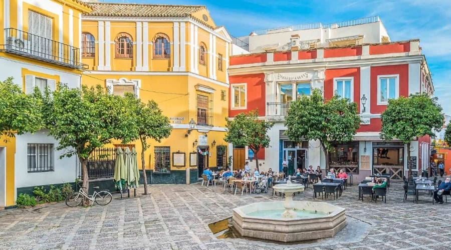 Cartierul Santa Cruz din Sevilla