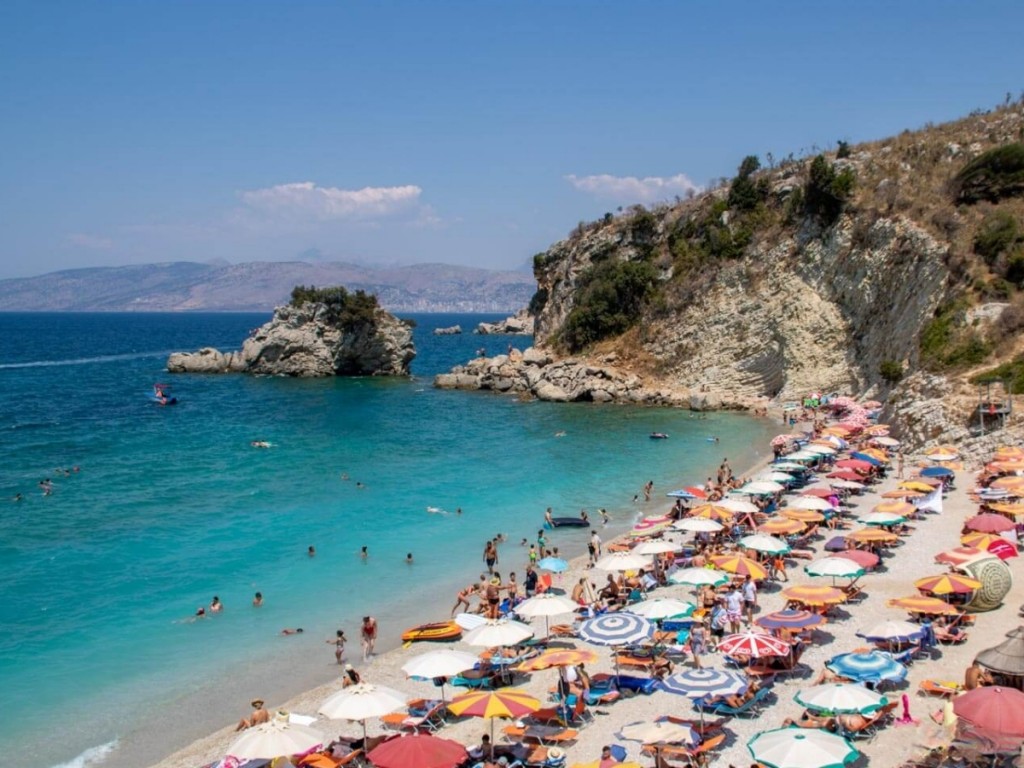 Plaja Mirror Beach